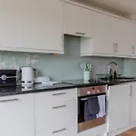 Contemporary 3Bd Flat Close To Regents Canal